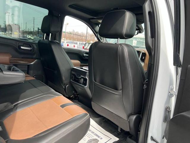 Photo of 2021 Iridescent Pearl Tricoat Chevrolet Silverado 1500
