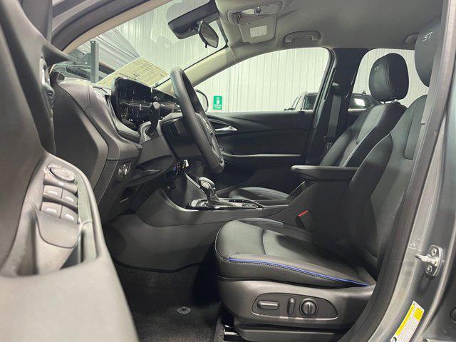 Photo of 2025 Moonstone Gray Metallic Buick Encore GX