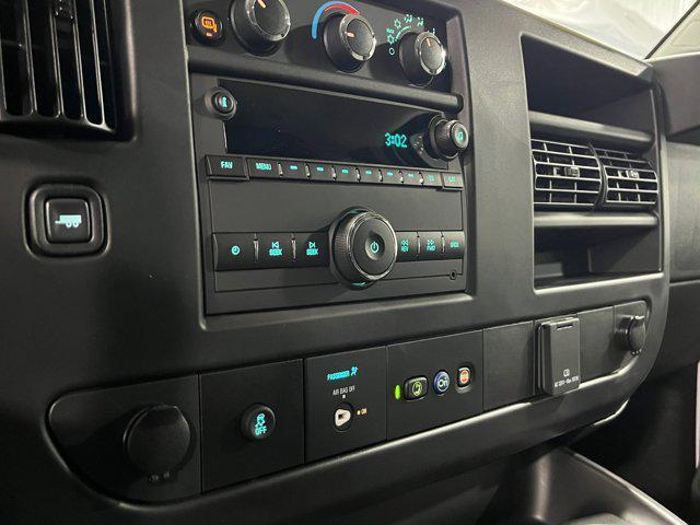 Photo of 2024 Summit White GMC Savana 2500