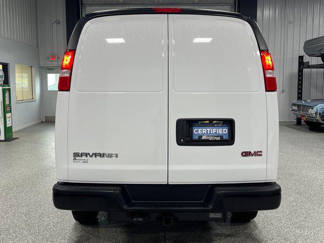 Photo of 2024 Summit White GMC Savana 2500