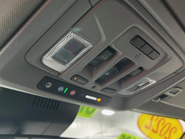 Photo of 2022 Onyx Black GMC Sierra 1500