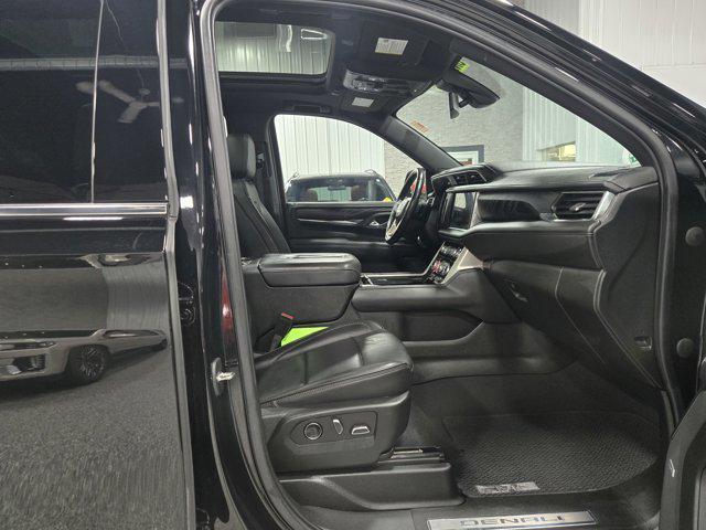 Photo of 2021 Onyx Black GMC Yukon