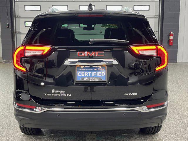 Photo of 2024 Ebony Twilight Metallic GMC Terrain