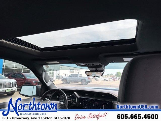 Photo of 2022 Dynamic Blue Metallic GMC Sierra 1500