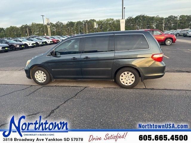 Photo of 2005 Sage Brush Pearl Honda Odyssey