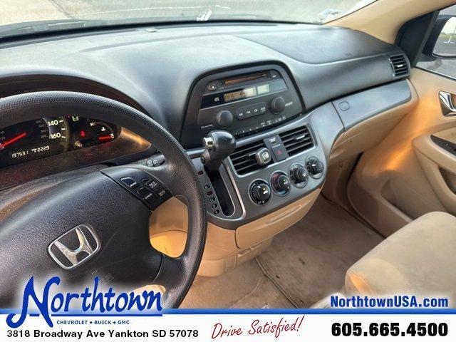 Photo of 2005 Sage Brush Pearl Honda Odyssey