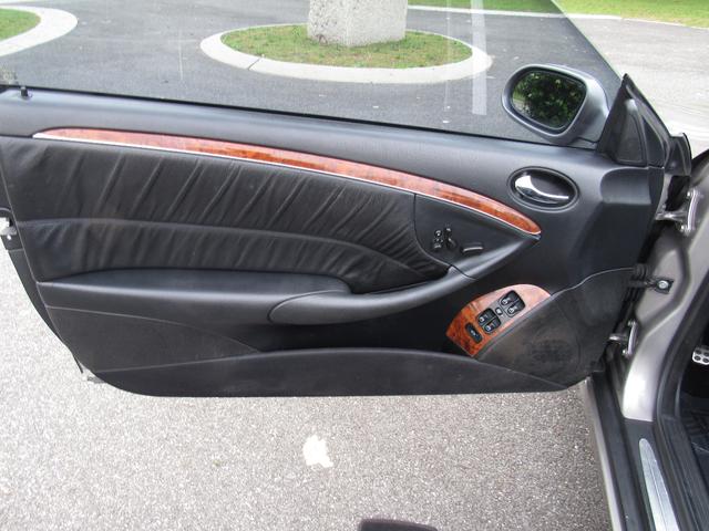 Photo of 2007 Designo Silver Mercedes-Benz CLK-Class