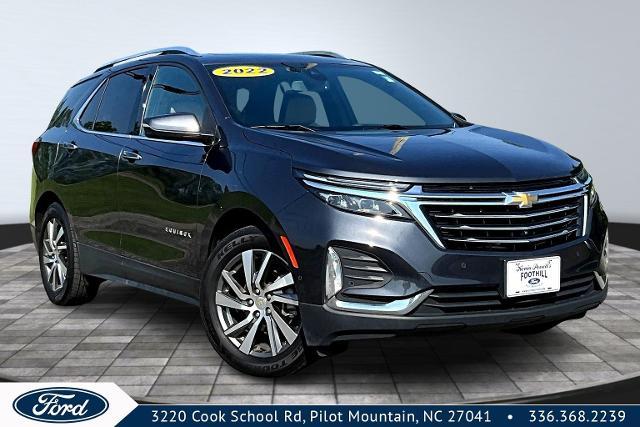 Photo of 2022 Iron Gray Metallic Chevrolet Equinox