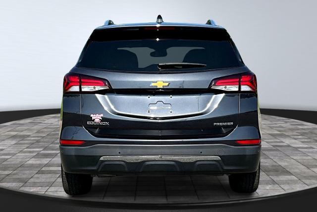 Photo of 2022 Iron Gray Metallic Chevrolet Equinox