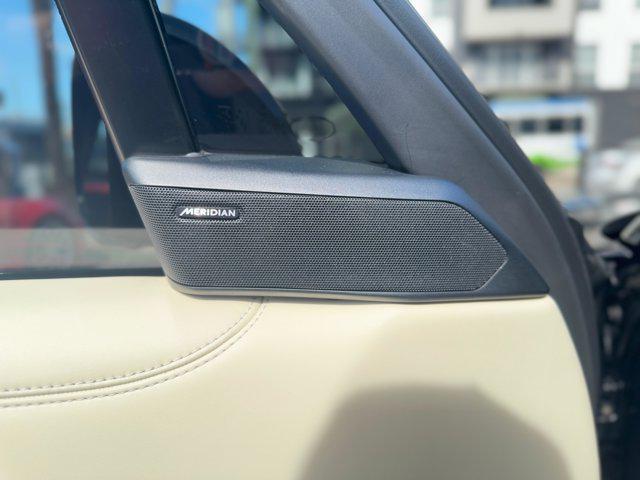 Photo of 2023 Santorini Black Metallic Land Rover Range Rover