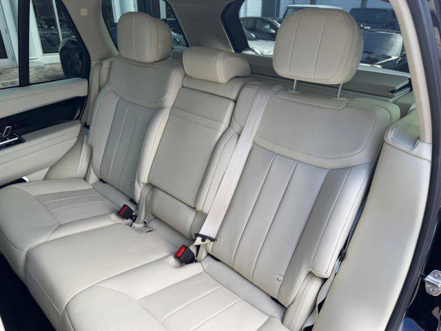 Photo of 2023 Santorini Black Metallic Land Rover Range Rover