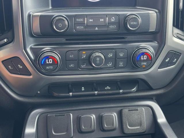 Photo of 2016 Deep Ocean Blue Metallic Chevrolet Silverado 1500