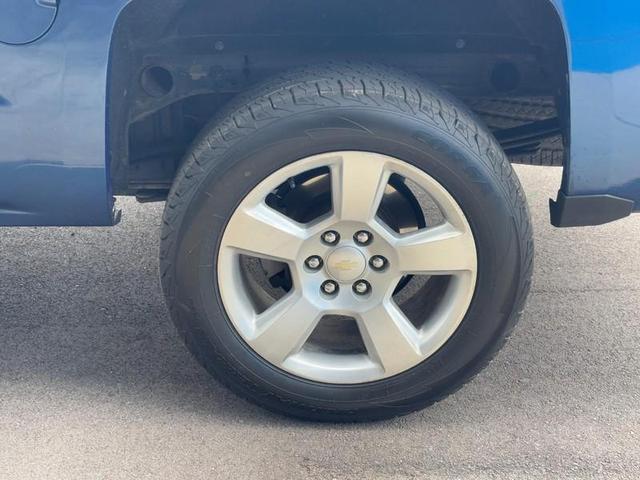 Photo of 2016 Deep Ocean Blue Metallic Chevrolet Silverado 1500