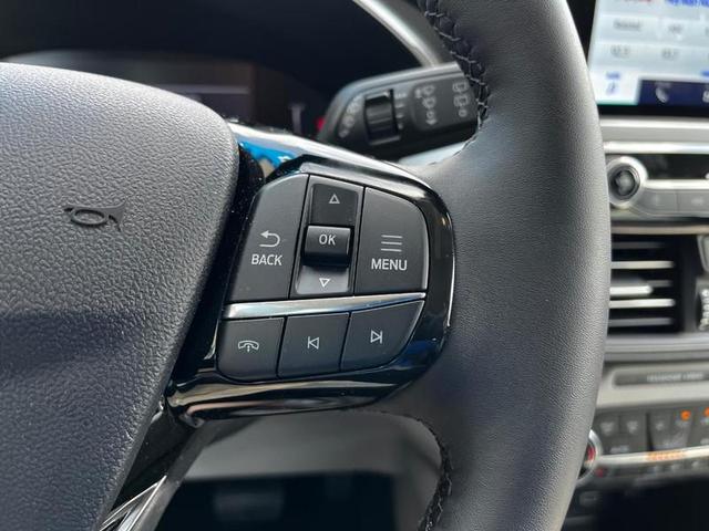 Photo of 2025 Space Silver Metallic Ford Escape