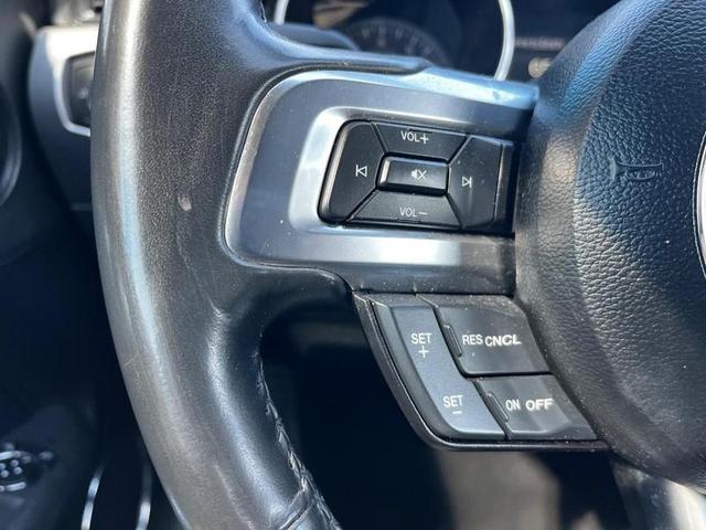 Photo of 2022 Silver Metallic Ford Mustang