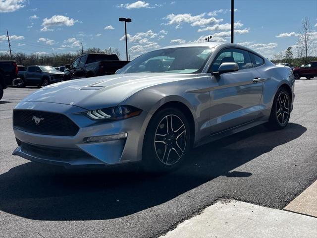 Photo of 2022 Silver Metallic Ford Mustang