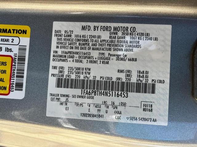 Photo of 2022 Silver Metallic Ford Mustang