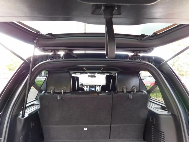 Photo of 2013 Tuxedo Black Metallic Ford Expedition