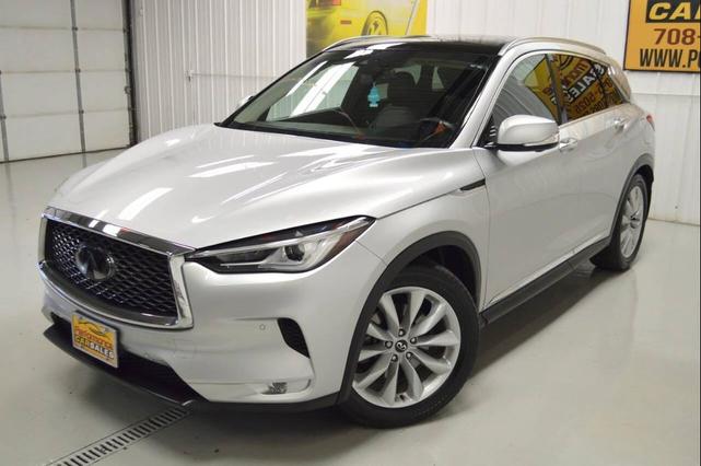 Photo of 2019 Silver INFINITI QX50