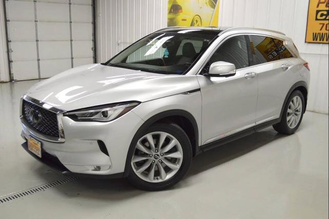 Photo of 2019 Silver INFINITI QX50