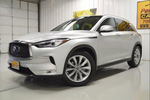 Photo of 2019 Silver INFINITI QX50