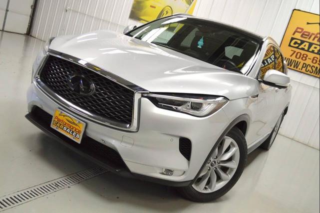Photo of 2019 Silver INFINITI QX50