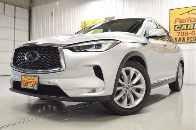 Photo of 2019 Silver INFINITI QX50