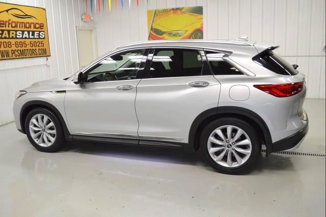Photo of 2019 Silver INFINITI QX50