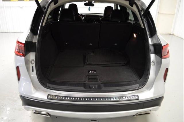 Photo of 2019 Silver INFINITI QX50