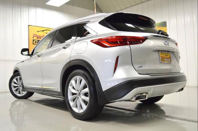 Photo of 2019 Silver INFINITI QX50