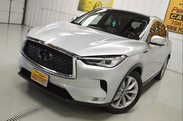 Photo of 2019 Silver INFINITI QX50