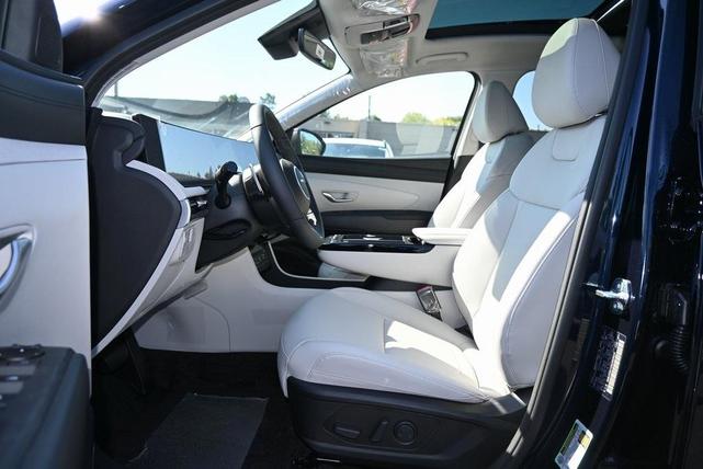 Photo of 2025 Blue Hyundai TUCSON Hybrid