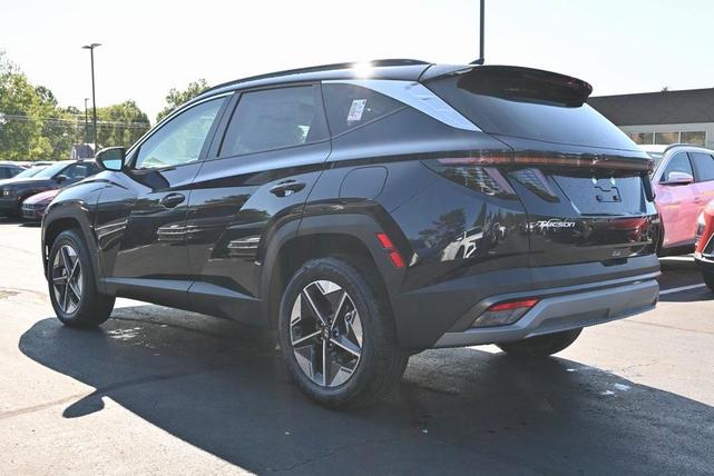 Photo of 2025 Blue Hyundai TUCSON Hybrid