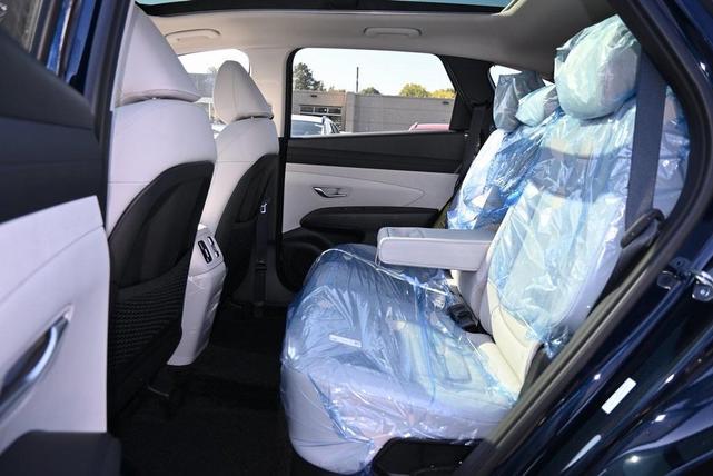 Photo of 2025 Blue Hyundai TUCSON Hybrid
