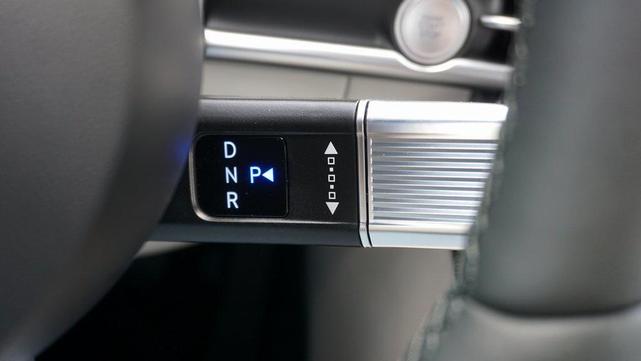 Photo of 2025 White Hyundai TUCSON
