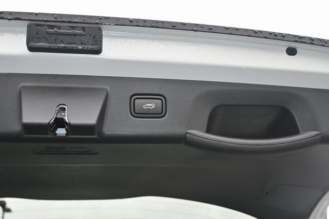 Photo of 2025 Red Hyundai TUCSON