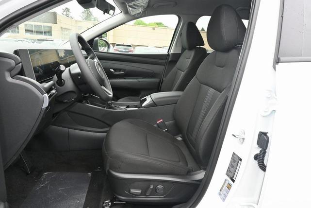 Photo of 2025 Red Hyundai TUCSON