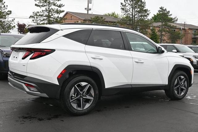 Photo of 2025 Red Hyundai TUCSON