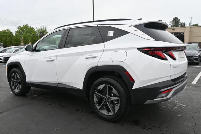 Photo of 2025 Red Hyundai TUCSON