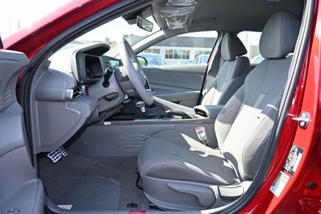 Photo of 2025 Red Hyundai ELANTRA