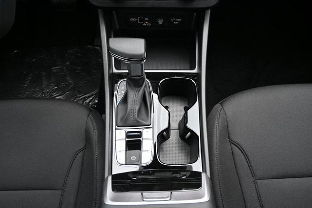Photo of 2025 Silver Hyundai TUCSON