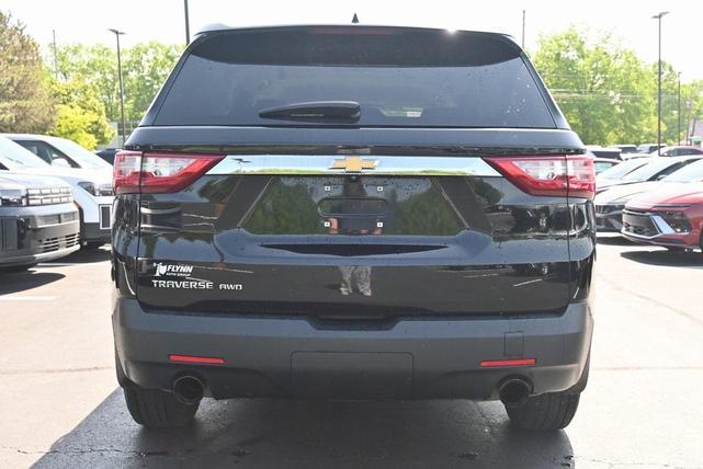 Photo of 2020 Mosaic Black Metallic Chevrolet Traverse
