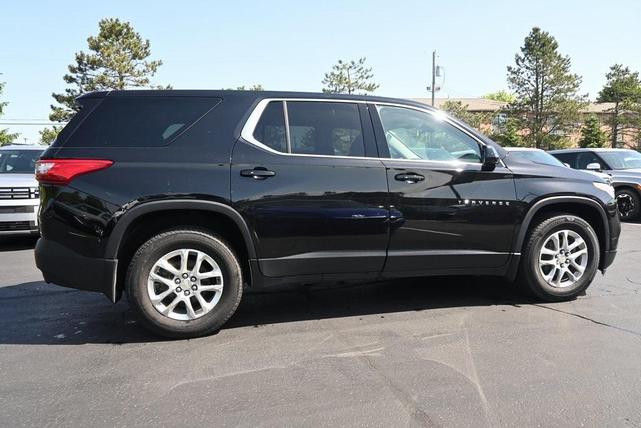 Photo of 2020 Mosaic Black Metallic Chevrolet Traverse