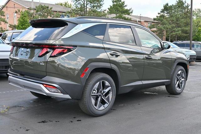 Photo of 2025 Green Hyundai TUCSON