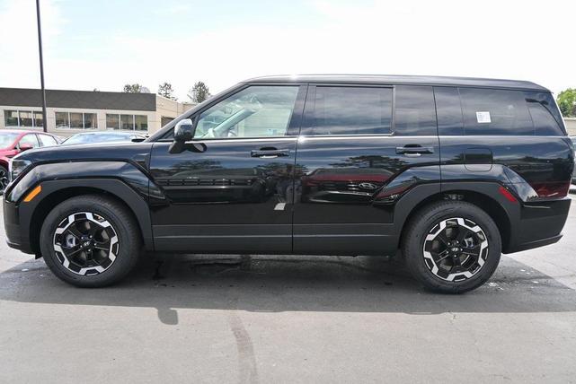 Photo of 2025 Black Hyundai SANTA FE
