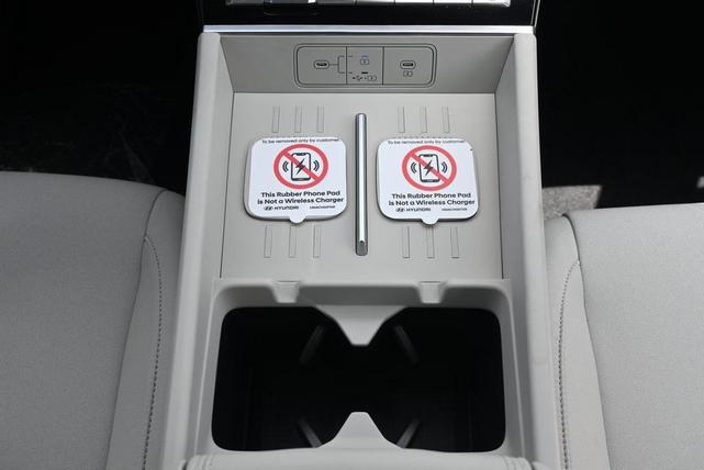 Photo of 2025 Black Hyundai SANTA FE