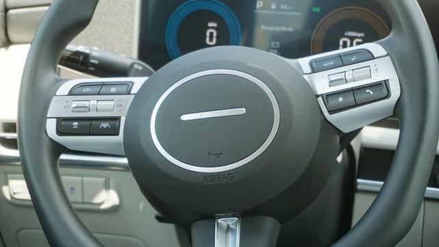 Photo of 2025 Red Hyundai TUCSON