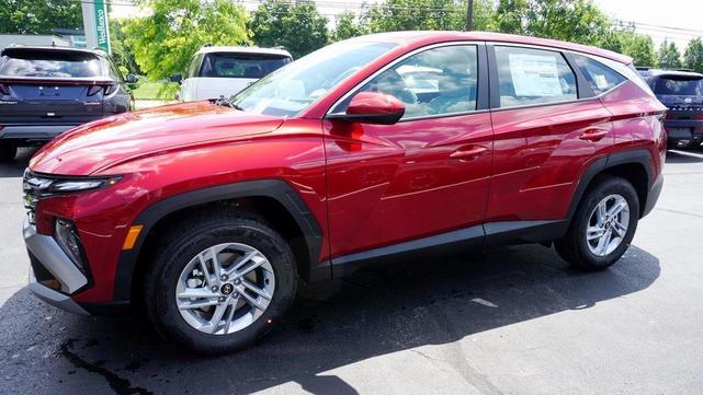 Photo of 2025 Red Hyundai TUCSON