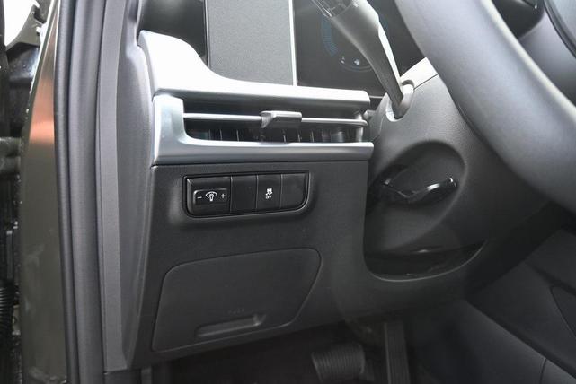 Photo of 2025 Green Hyundai TUCSON