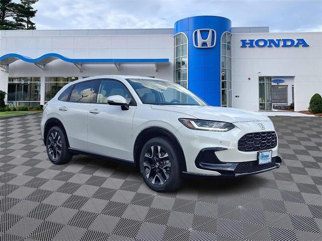 Photo of 2026 Platinum White Pearl Honda HR-V